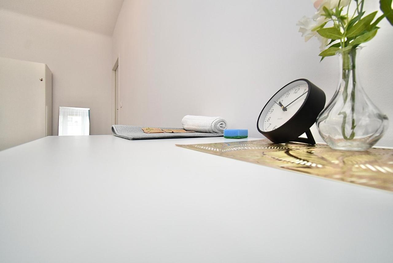 Rental Apartments Aleja Niepodleglosci Warsaw Luaran gambar