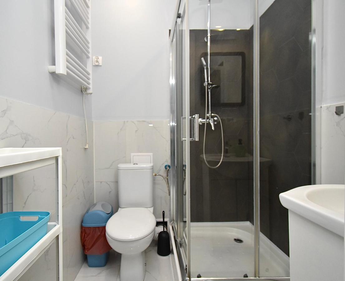 Rental Apartments Aleja Niepodleglosci Warsaw Luaran gambar
