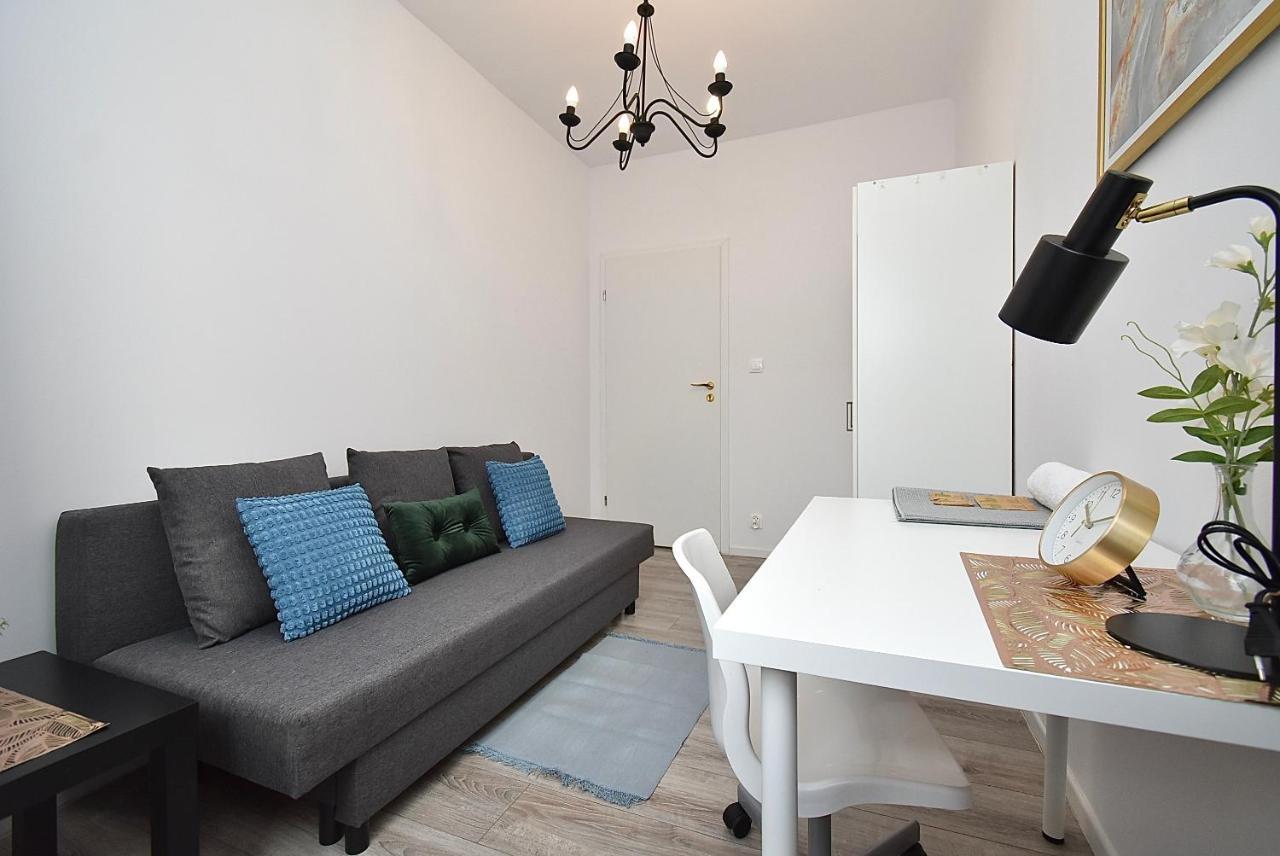 Rental Apartments Aleja Niepodleglosci Warsaw Luaran gambar