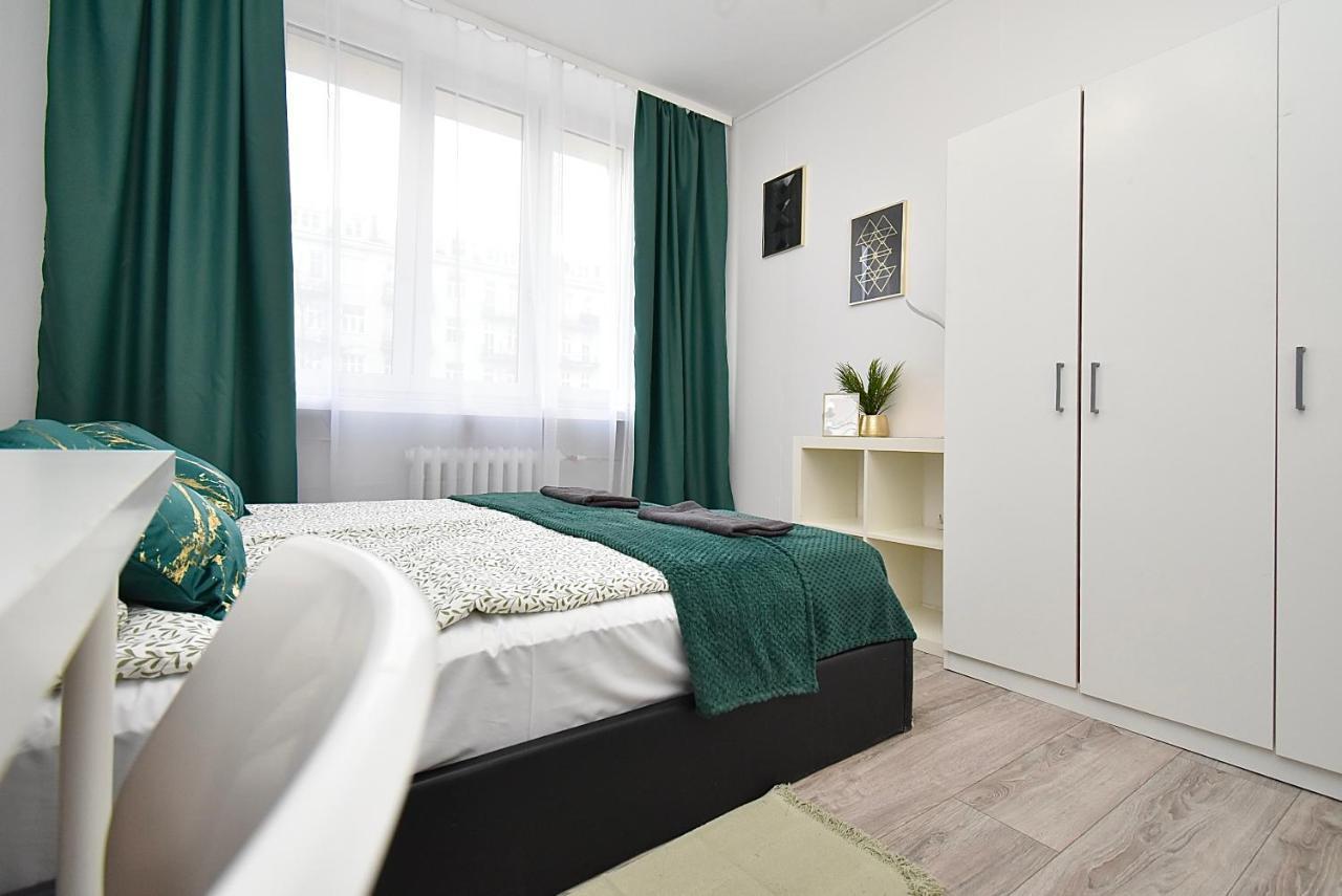 Rental Apartments Aleja Niepodleglosci Warsaw Luaran gambar